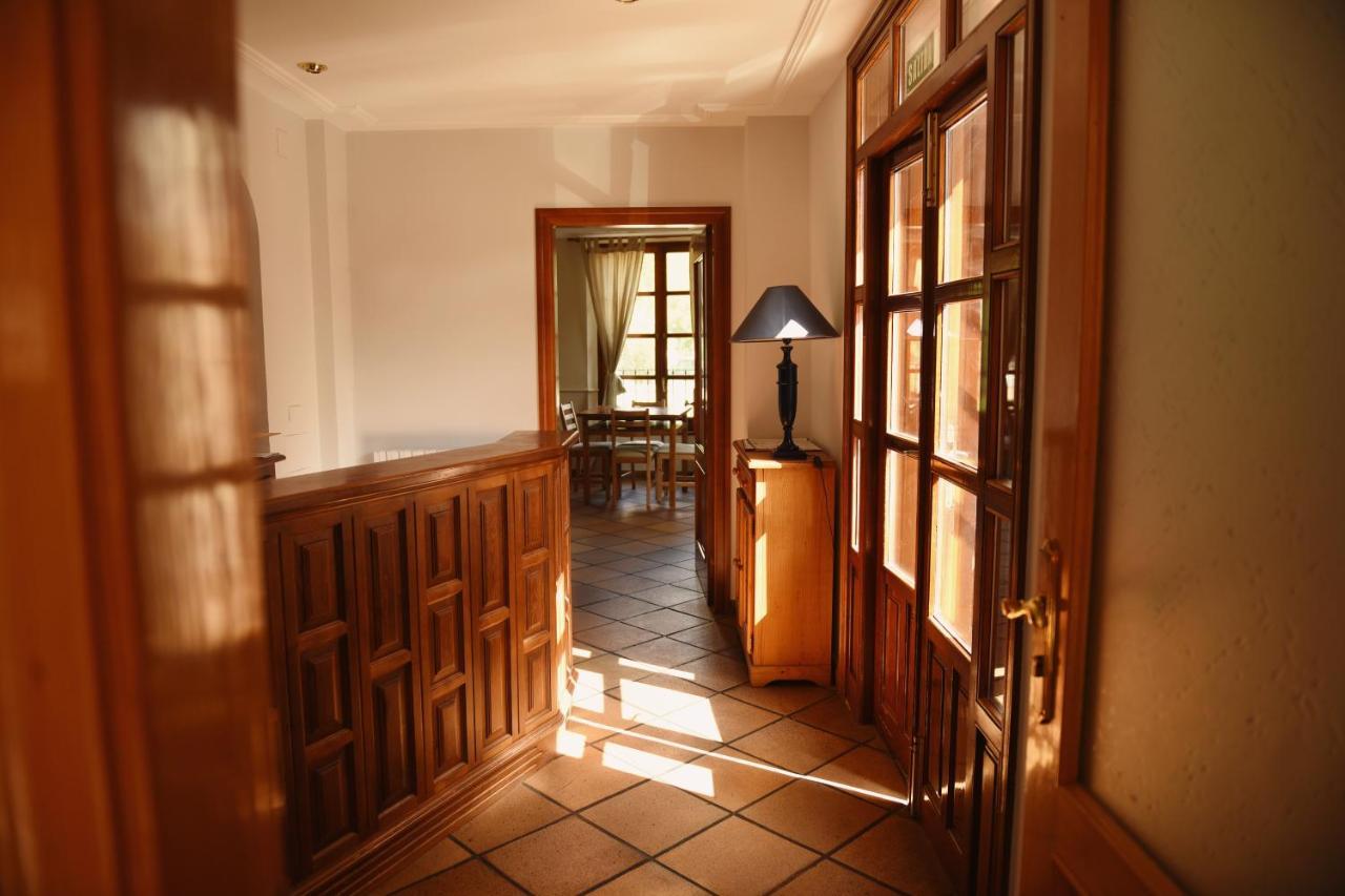 Hostal San Martin Molinos de Duero Exterior foto